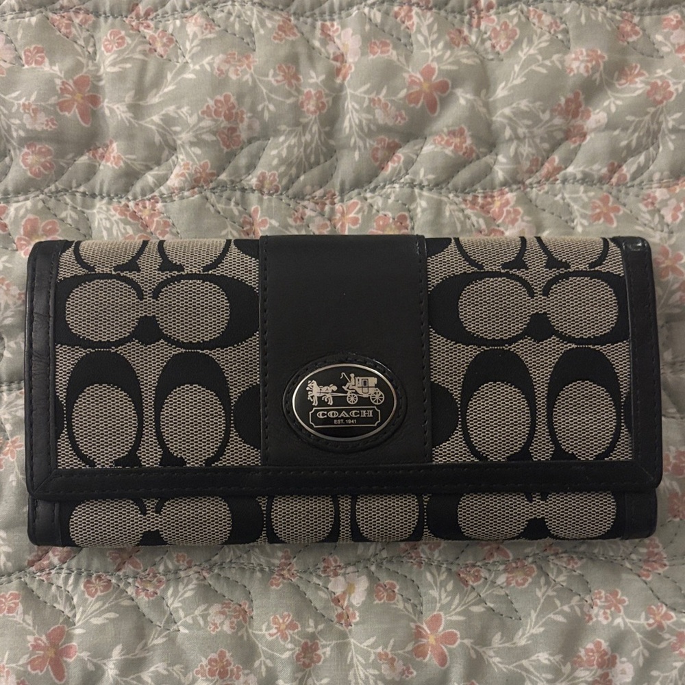 Coach foldable wallet